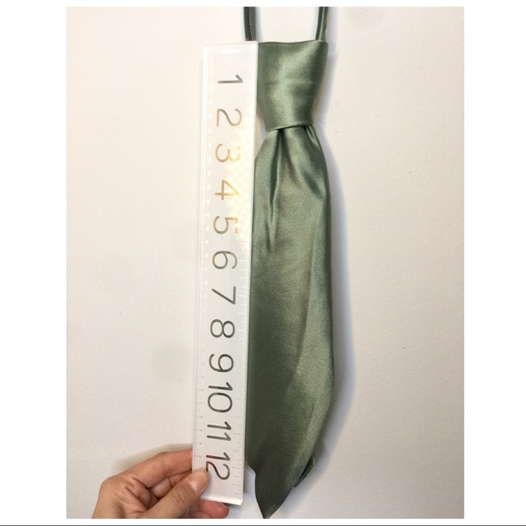 ⭐️NEW⭐️ Soft Green Zipper Necktie 100% Silk (NWOT) - Picture 6 of 7